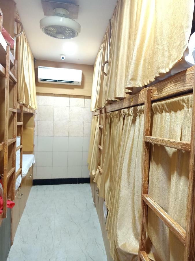 Mabrook Dormitory Bombay Eksteriør billede
