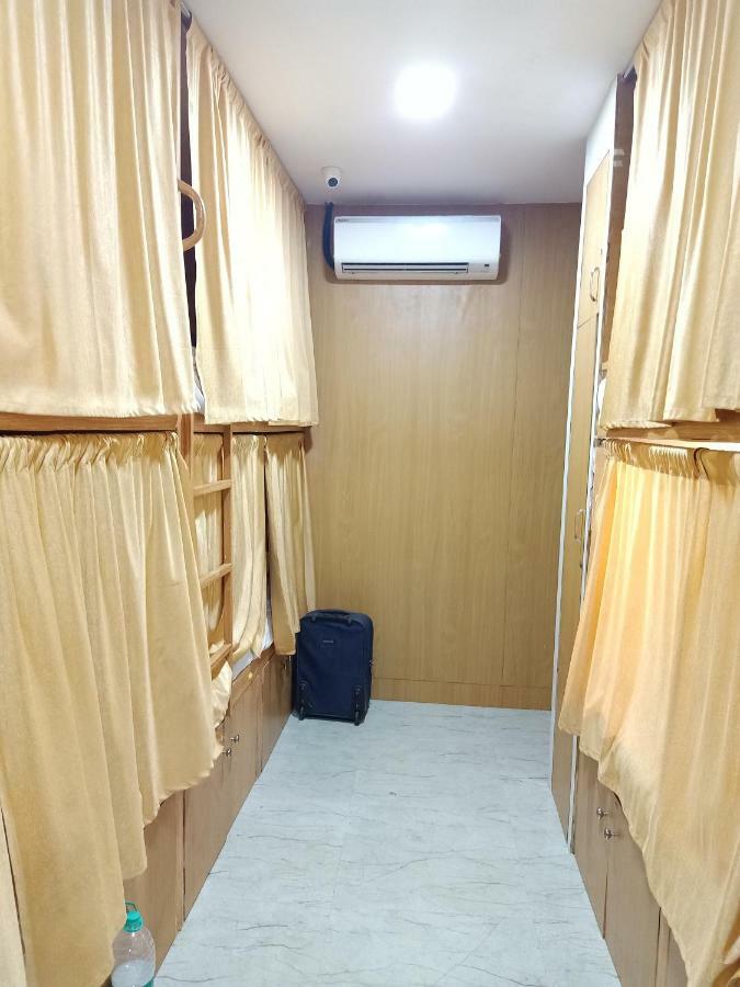 Mabrook Dormitory Bombay Eksteriør billede